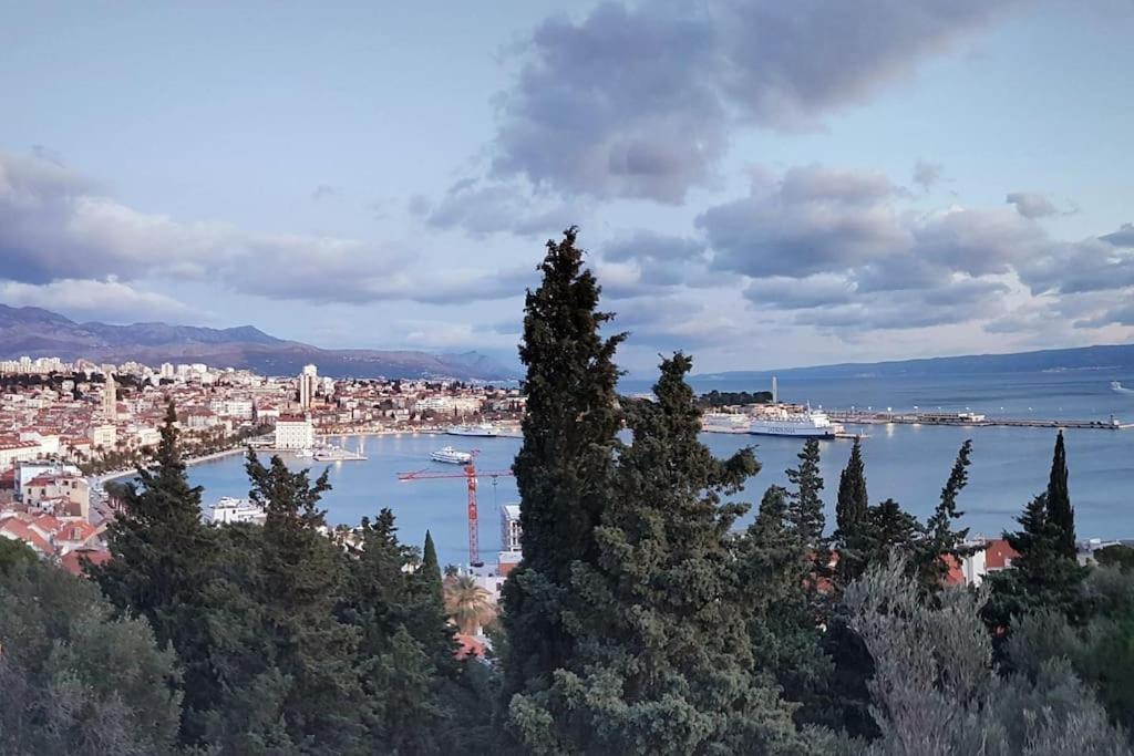 Apartment Vista Oasis With Pool And Terrace Trogir Luaran gambar